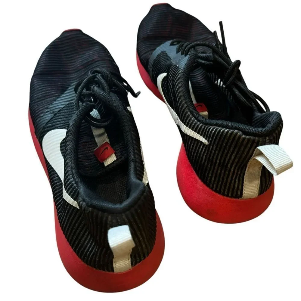 Nike Roshe One Flight Weight Sneakers